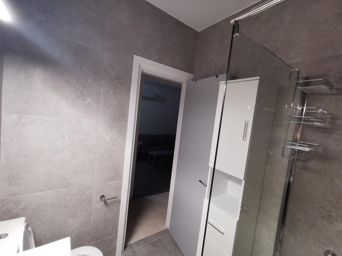 Sea View Apartment โปรทาราส ภายนอก รูปภาพ