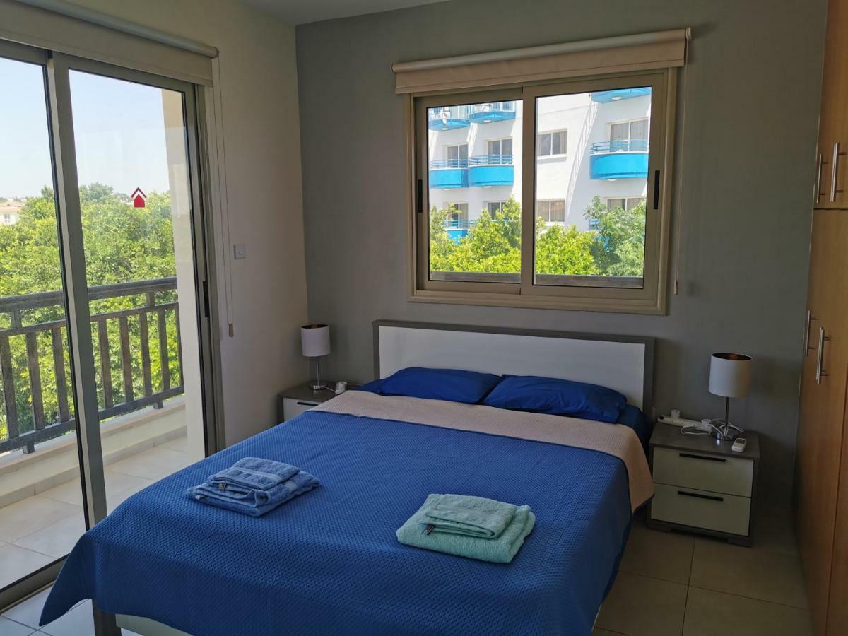 Sea View Apartment โปรทาราส ภายนอก รูปภาพ